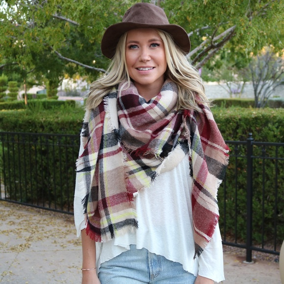 Willow Lane Accessories - Plaid Oversized Blanket Scarf Camel
